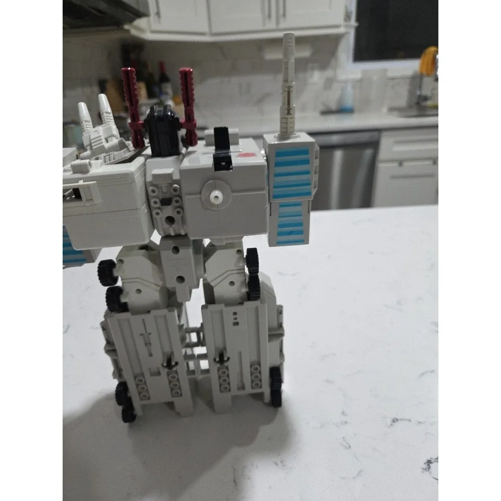 Transformers G1 Metroplex Autobot City Commander Vintage Action Figure 1985 - Picture 10 of 13
